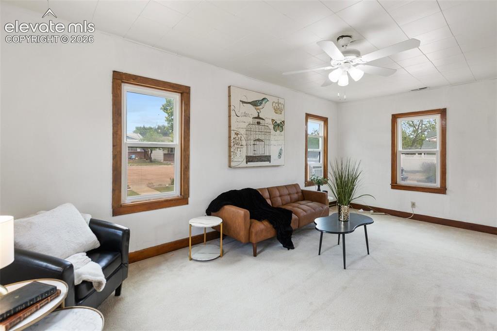 Image 7 of 37: Living Room