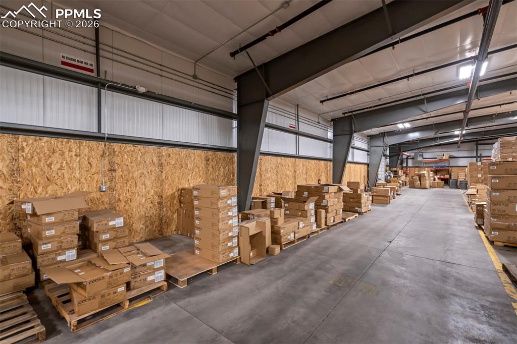 Image 46 of 50: Stable