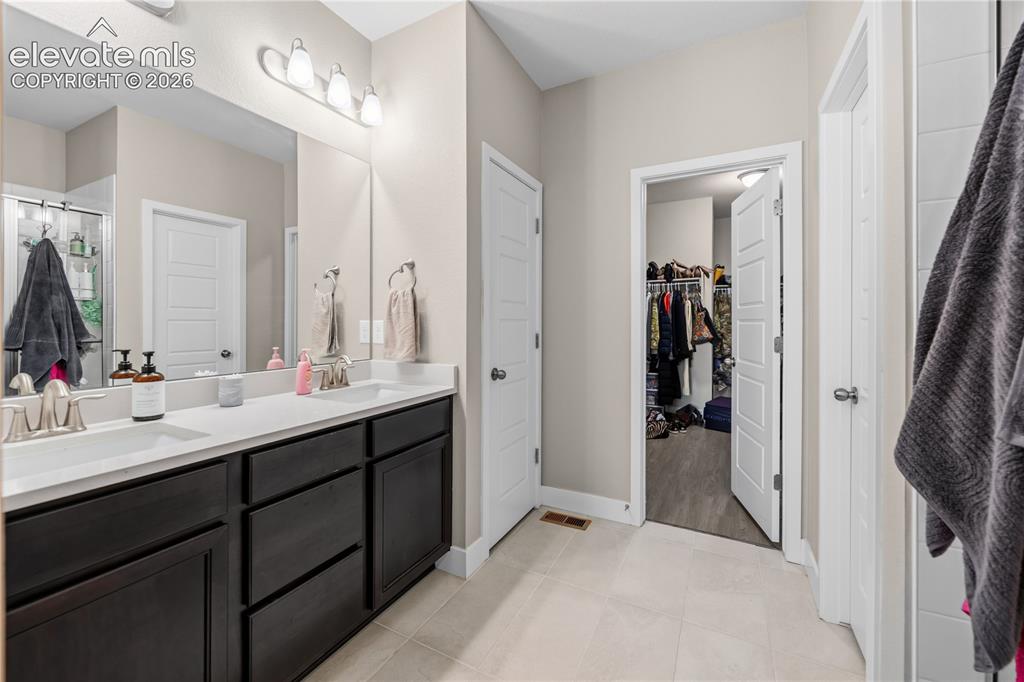 Image 19 of 40: Master Bathroom