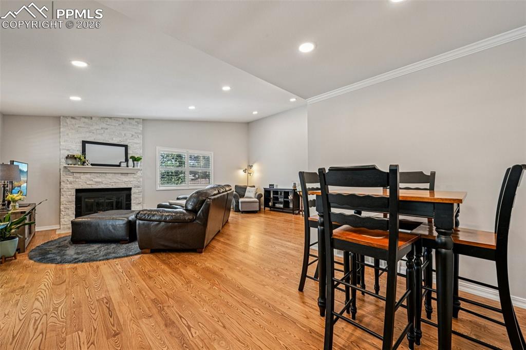 Image 14 of 41: Living Room