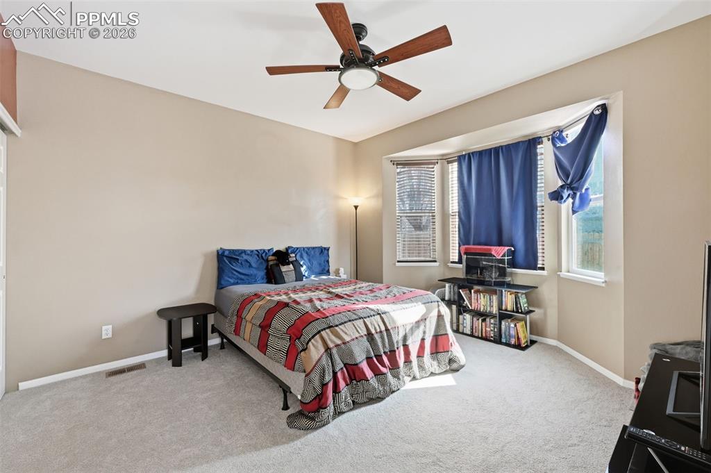 Image 11 of 21: Bedroom