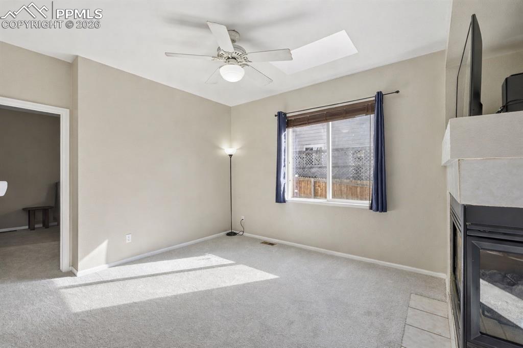 Image 6 of 21: Living Room