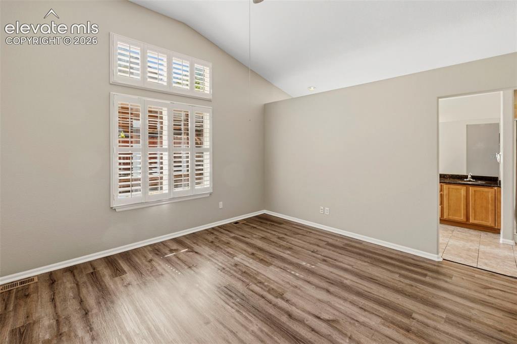 Image 15 of 50: Family Room