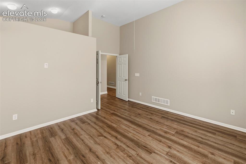 Image 17 of 50: Family Room