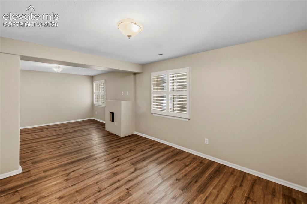 Image 33 of 50: Bonus Room