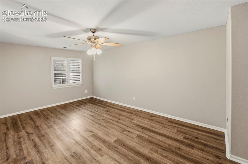 Image 35 of 50: Bonus Room