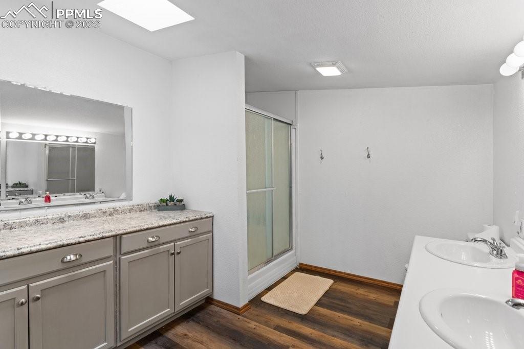Listing 8341403, Image 24 of 31