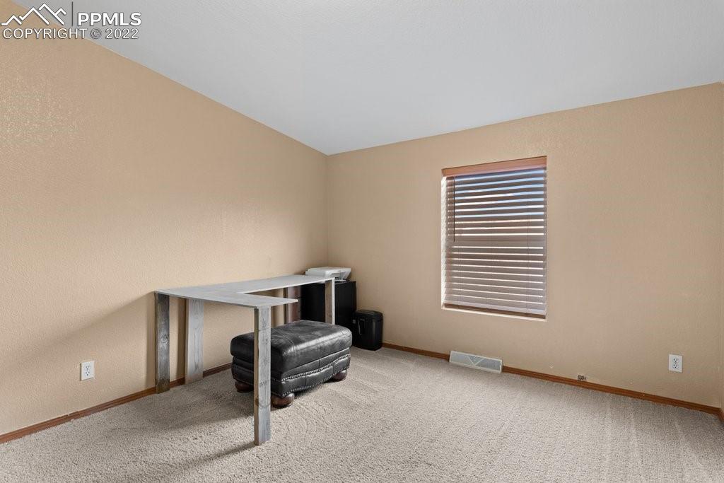 Listing 8341403, Image 26 of 31