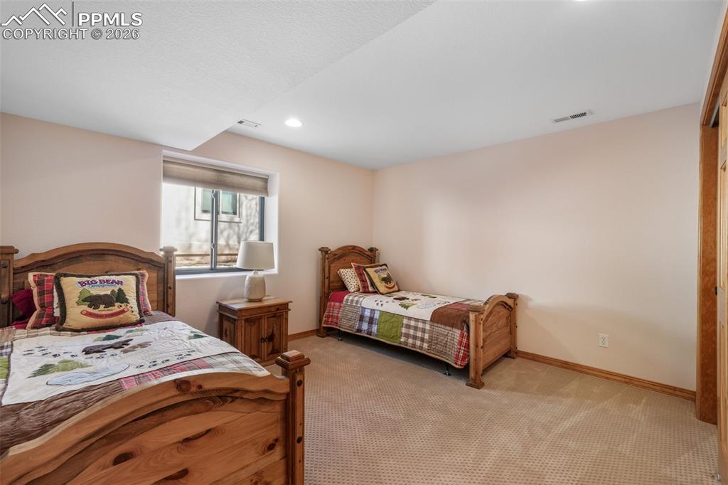 Image 44 of 50: Bedroom