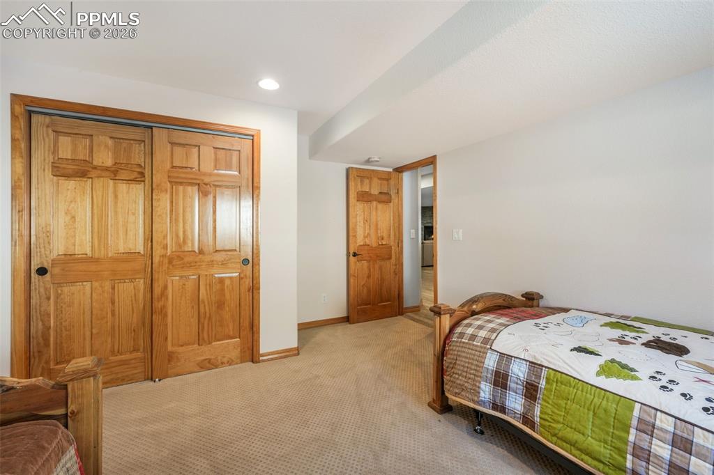 Image 46 of 50: Bathroom