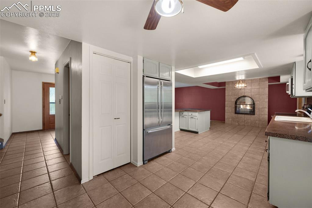 Image 23 of 47: kitchen pantry