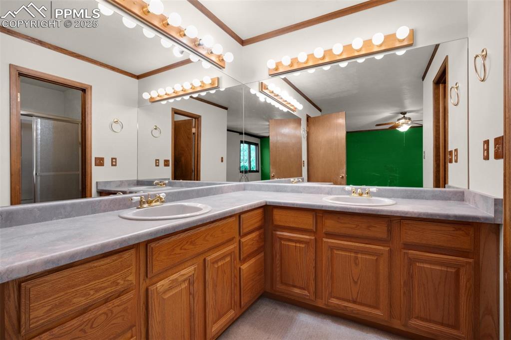 Image 33 of 47: with double vanity and shower