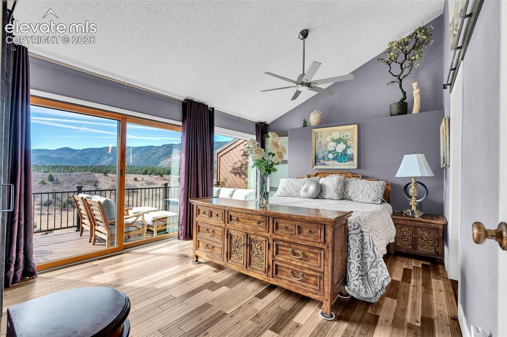 Image 16 of 41: Master Bedroom