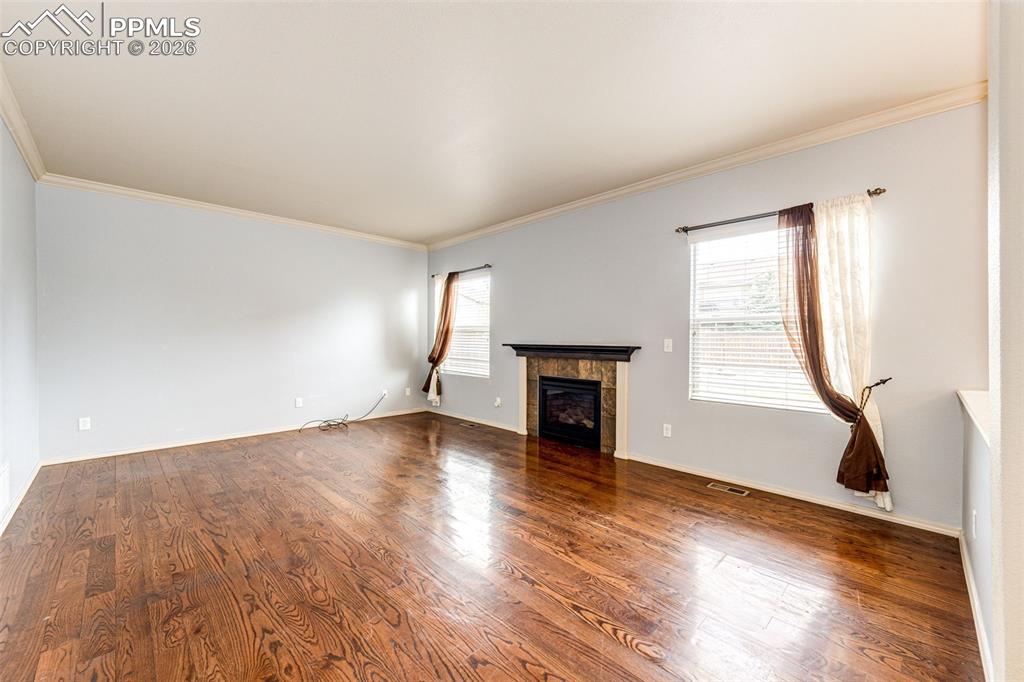 Image 12 of 39: with Fireplace