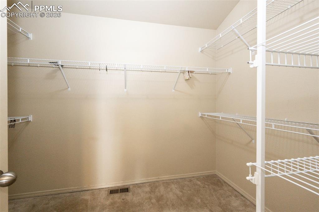 Image 22 of 39: Owners 