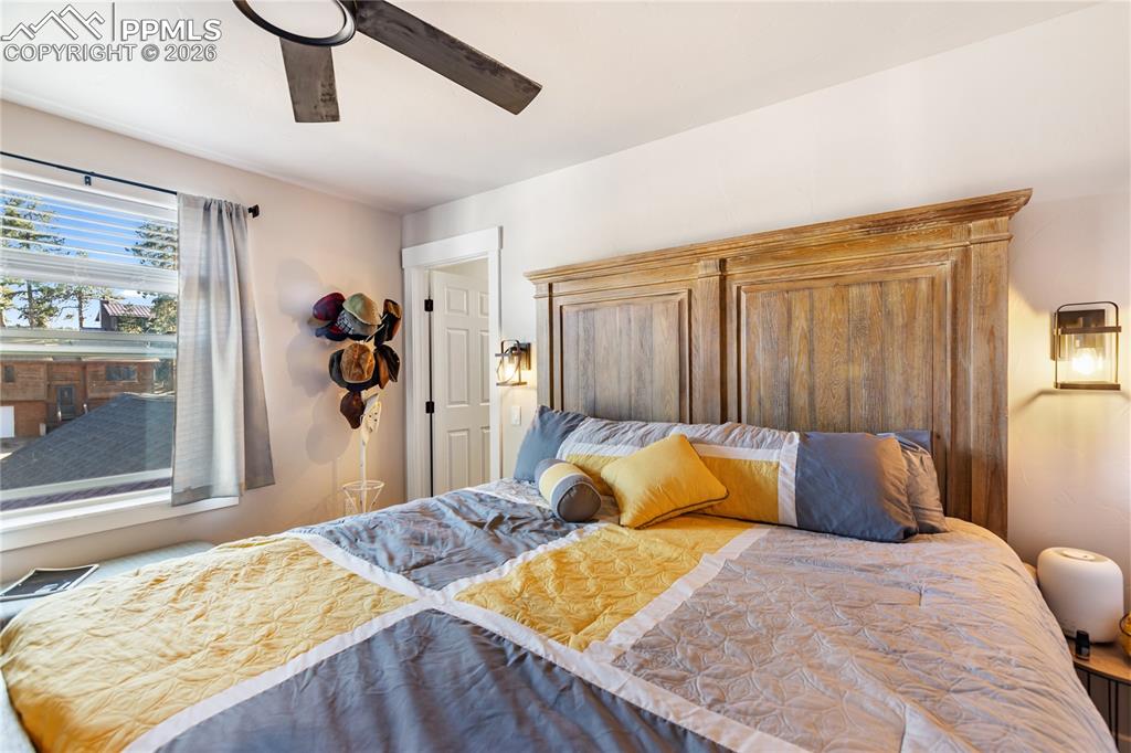 Image 10 of 38: Bedroom