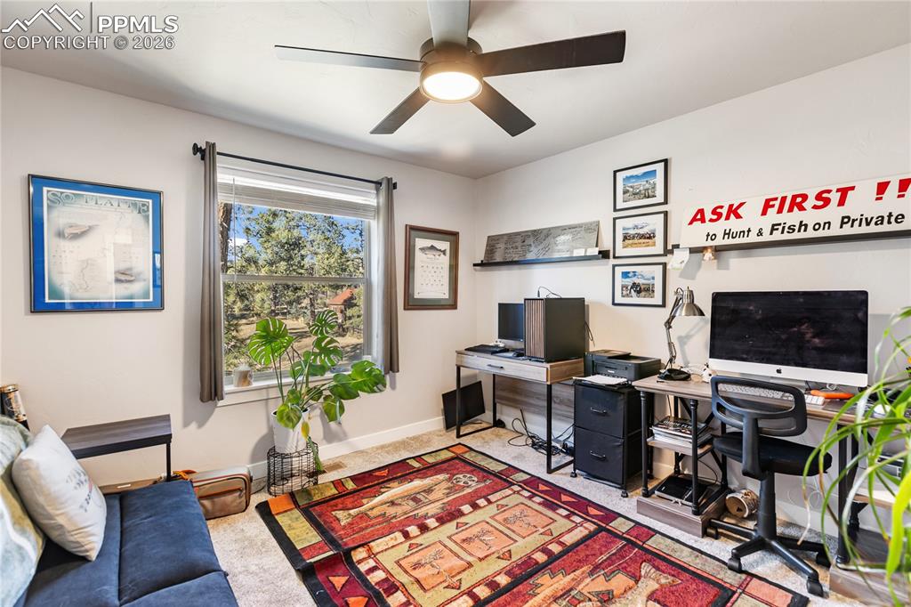 Image 17 of 38: Bedroom