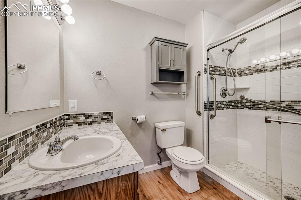 Image 17 of 32: Walk in shower and ample floor space