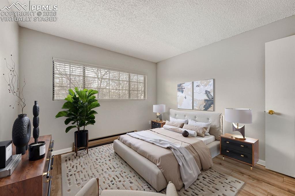 Image 4 of 32: Virtually Staged