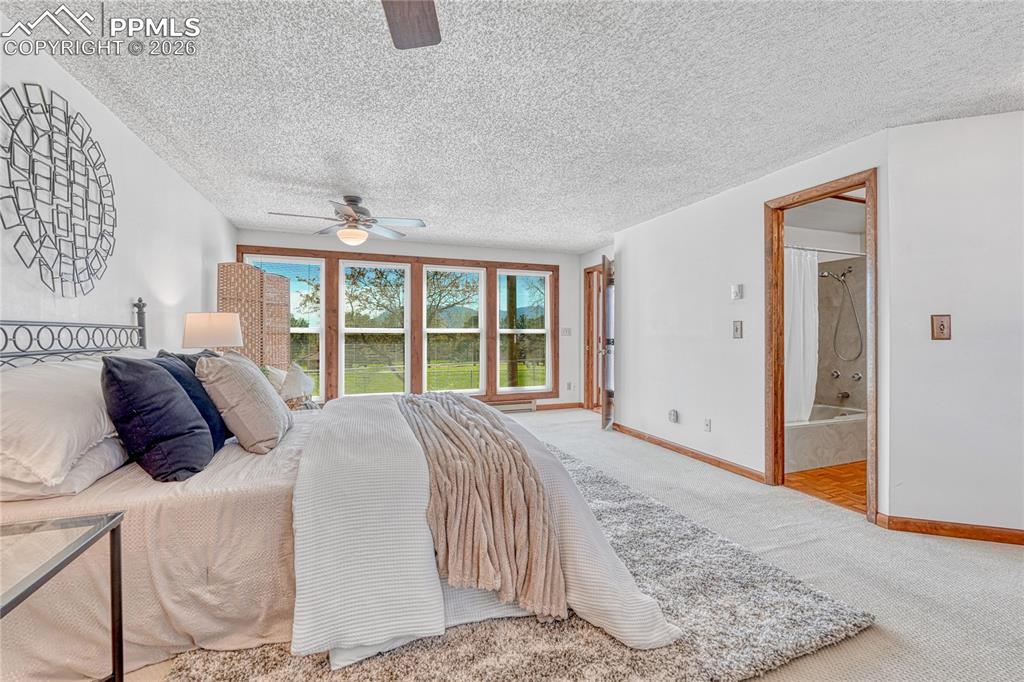 Image 5 of 35: Bedroom