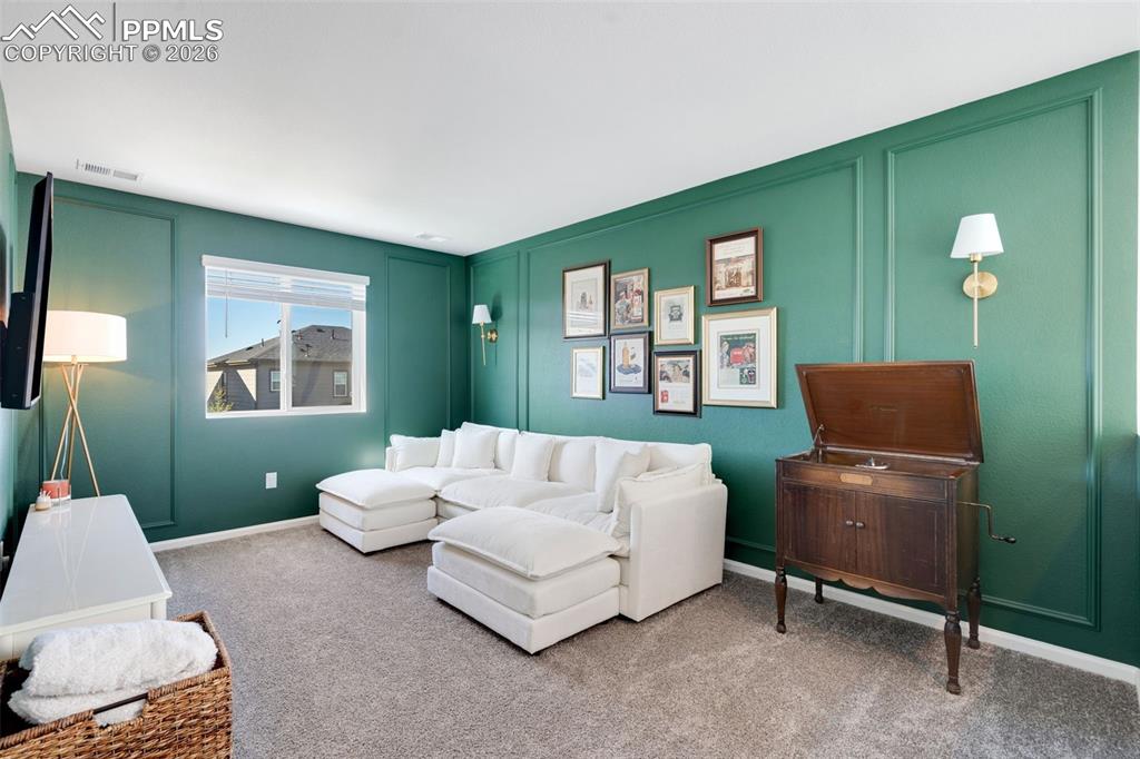 Image 22 of 38: Living Room