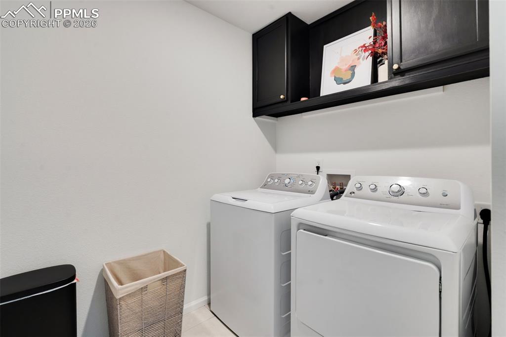 Image 25 of 38: Laundry