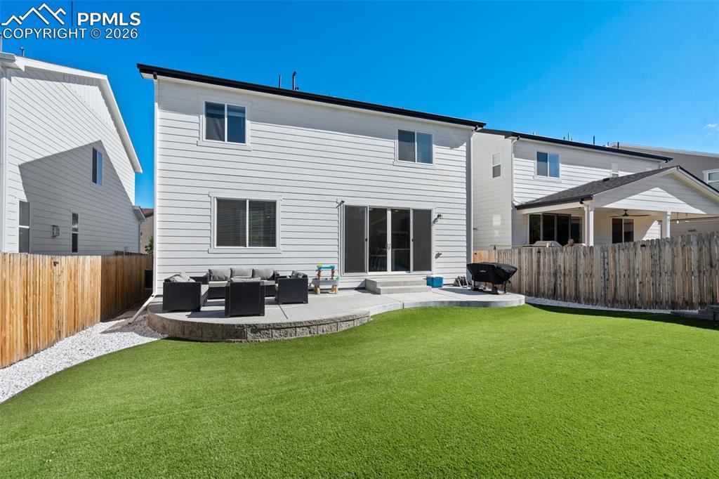 Image 37 of 38: Back of Structure