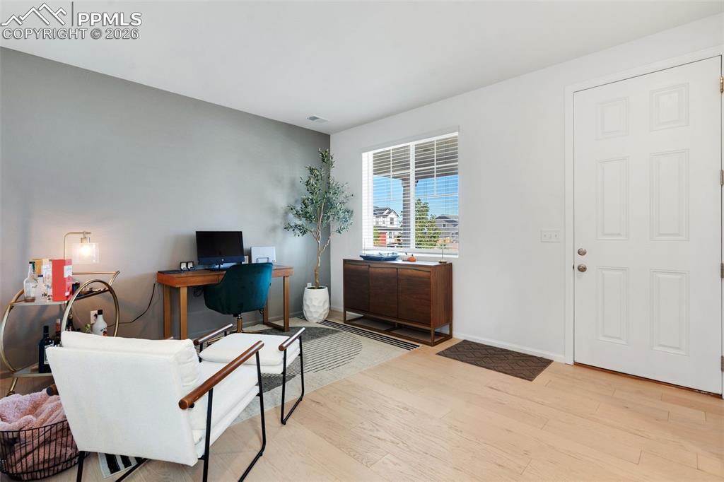 Image 7 of 38: Office