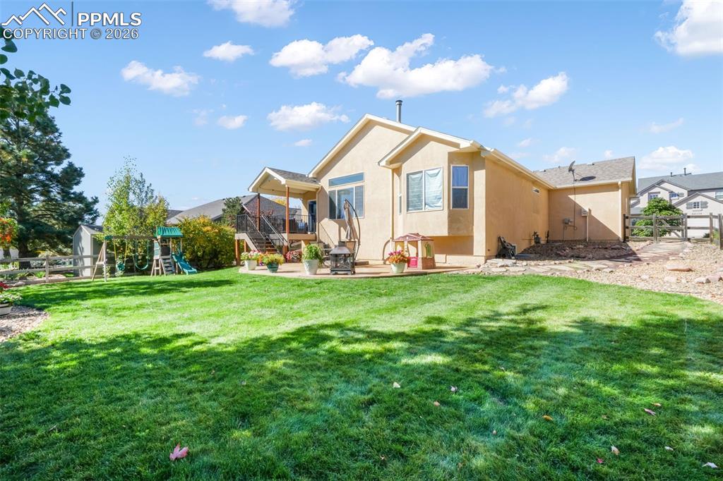 Image 34 of 50: Back of Structure