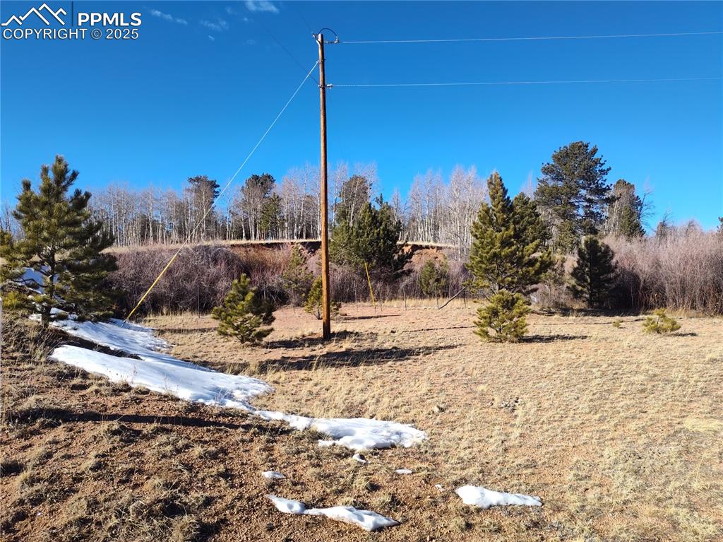 Image 17 of 20: Power on the property at multi points for access. 