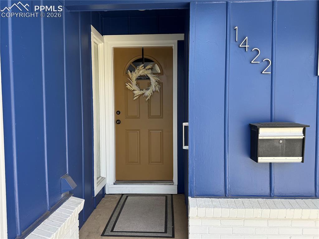 Image 2 of 21: Welcome Home