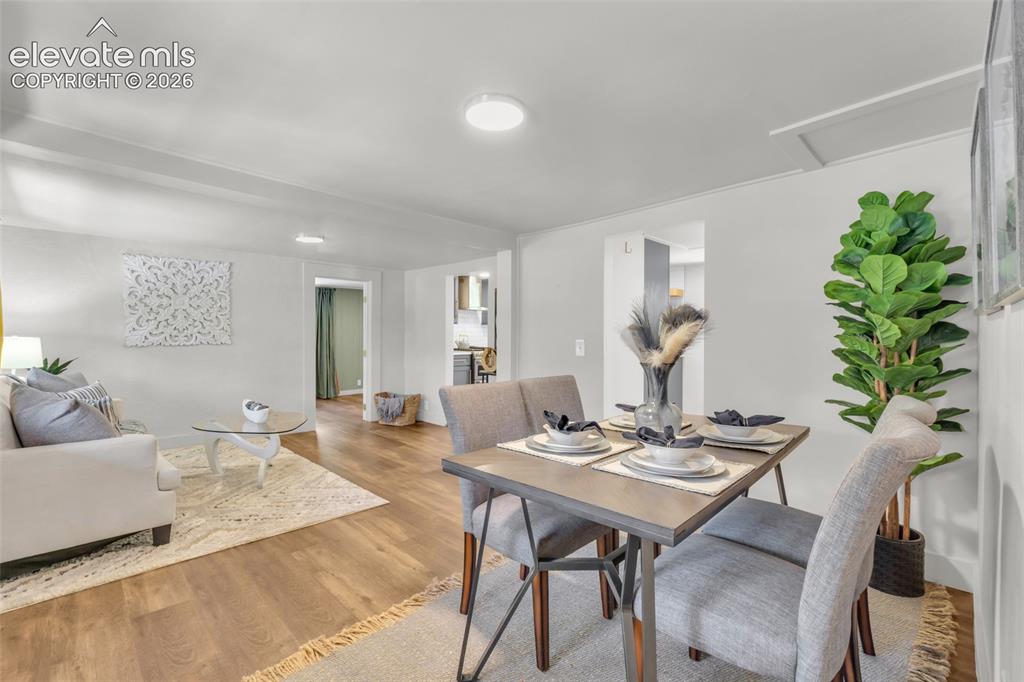 Image 13 of 47: Dining Area