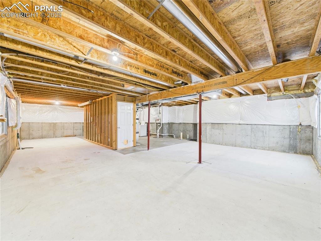 Image 23 of 32: Basement