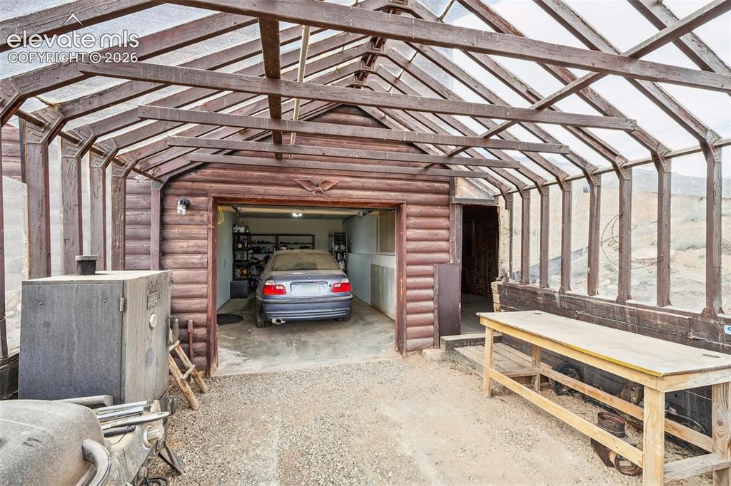 Image 10 of 33: Enclosed structure 