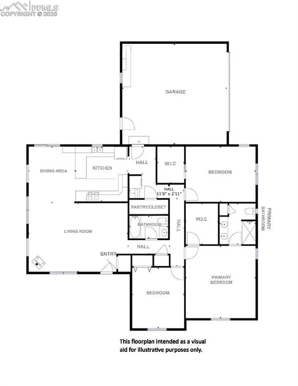 Image 40 of 50: Unique floor plan= one level living at it