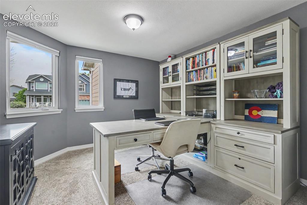 Image 7 of 49: Office