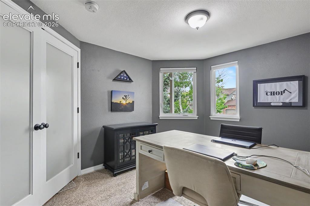 Image 9 of 49: Office