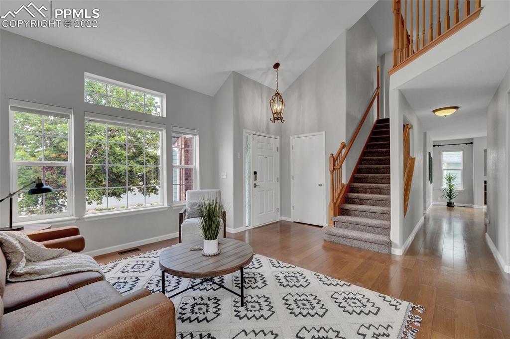 Listing 8365484, Image 10 of 43