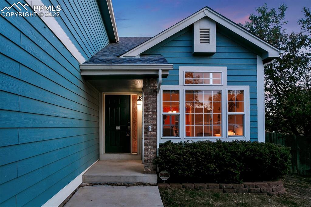 Listing 8365484, Image 3 of 43