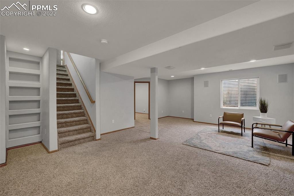 Listing 8365484, Image 30 of 43