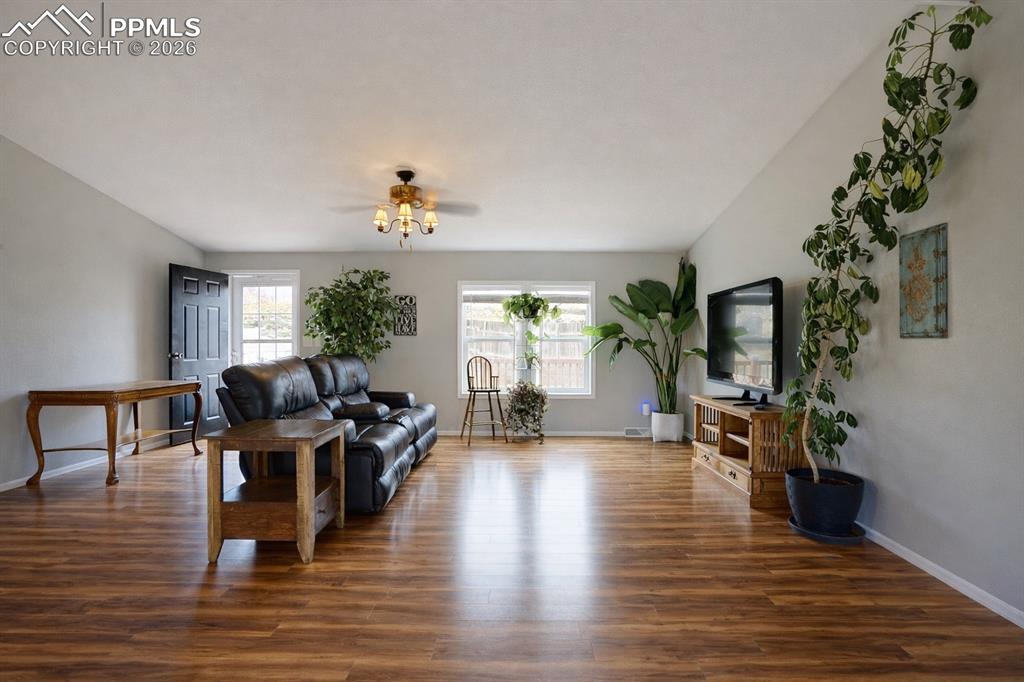 Image 4 of 45: Living Room