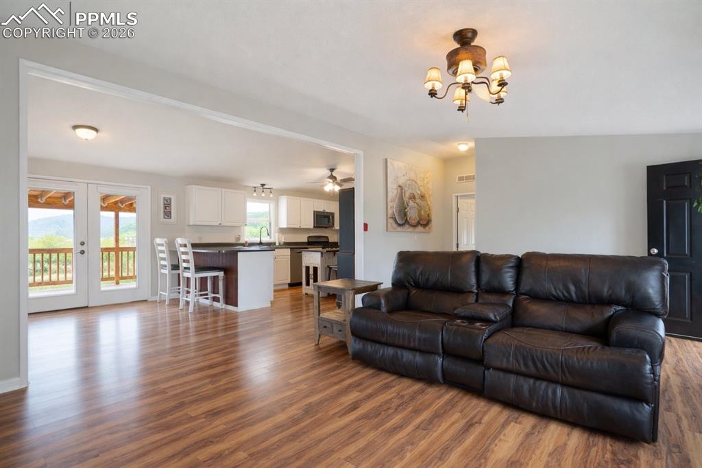 Image 5 of 45: Living Room