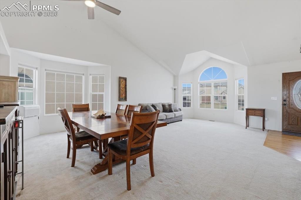 Image 12 of 49: Dining Area