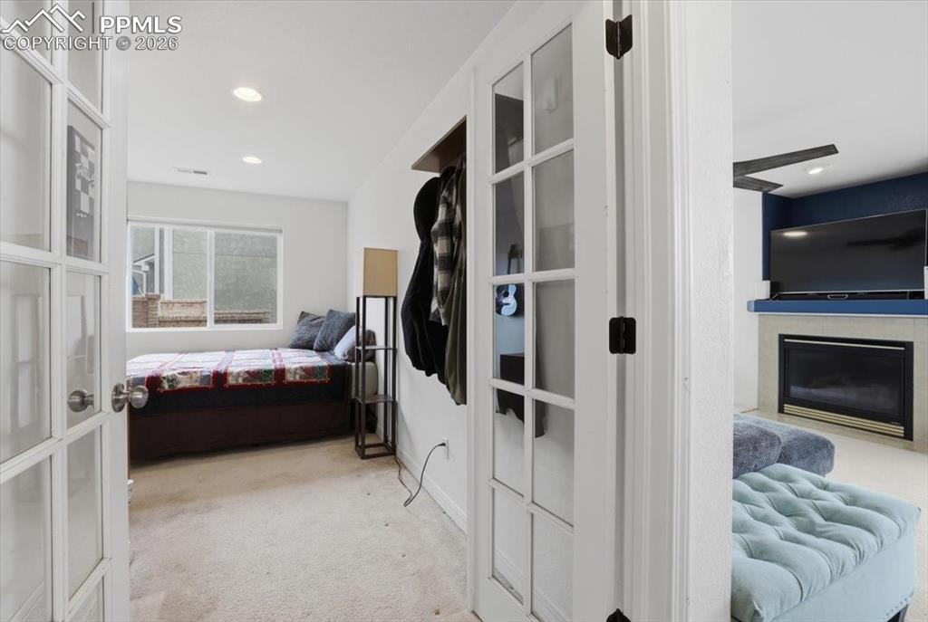 Image 27 of 49: Bedroom