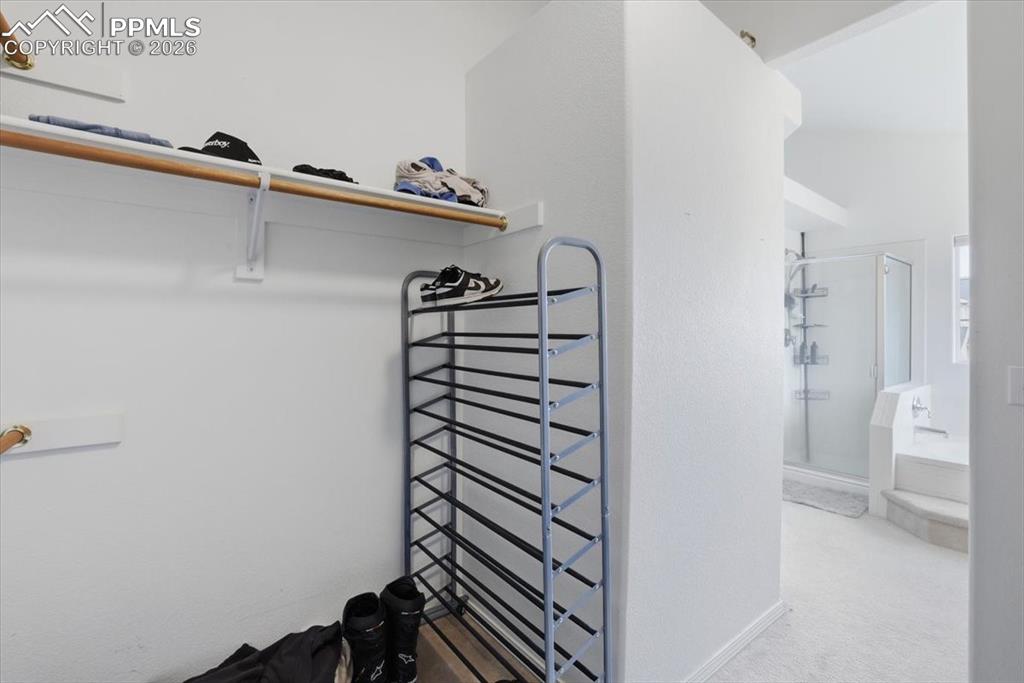 Image 36 of 49: Closet