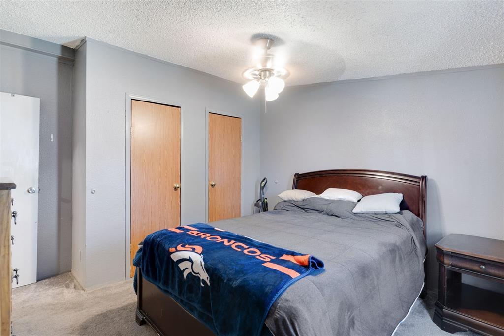 Image 20 of 25: No Description Available