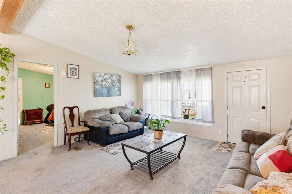 Image 3 of 25: No Description Available