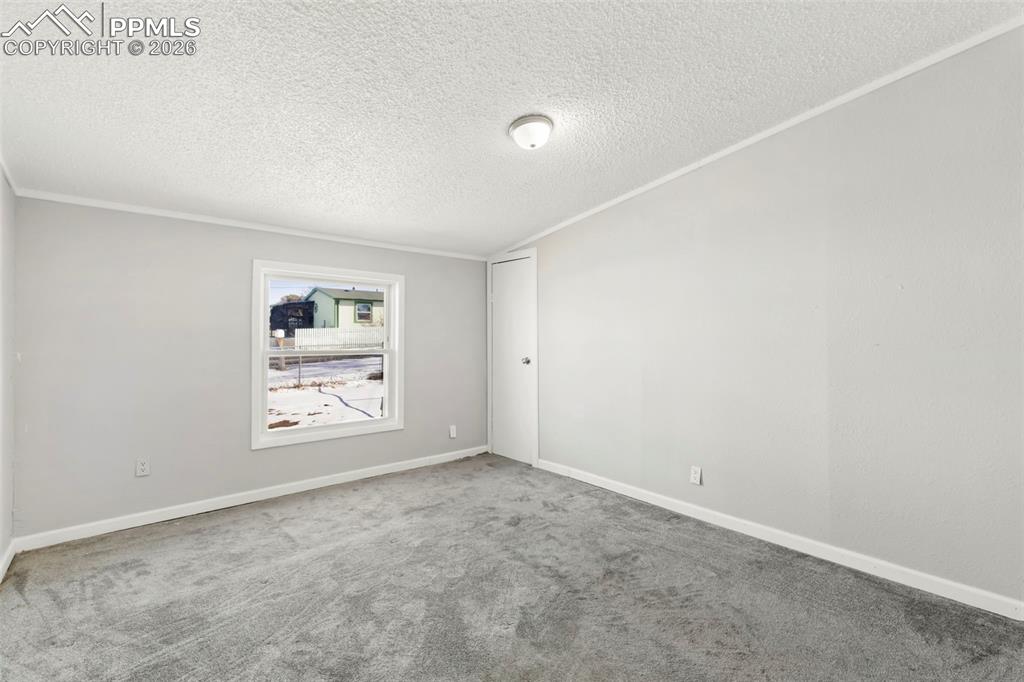 Image 32 of 37: No Description Available