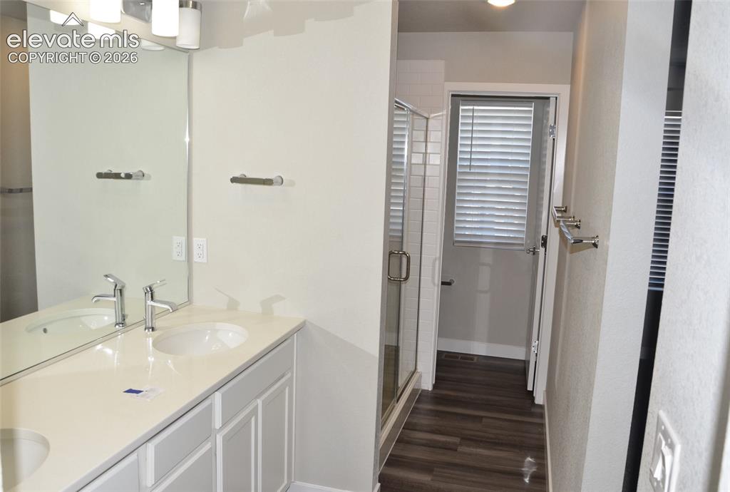 Image 6 of 12: Master bathroom