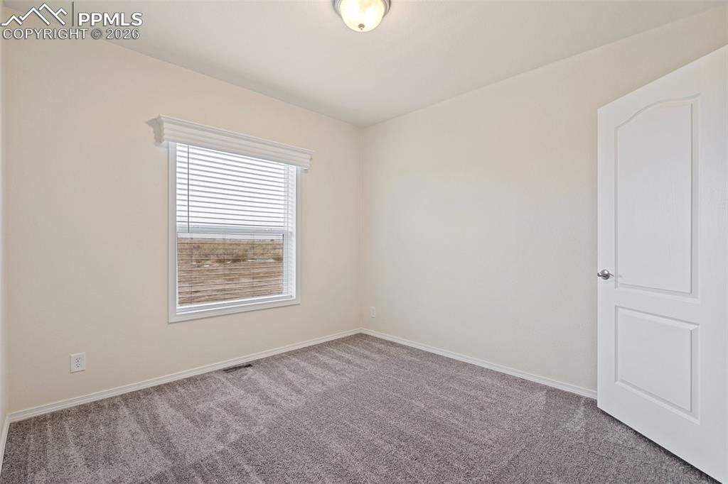 Image 23 of 28: Bedroom